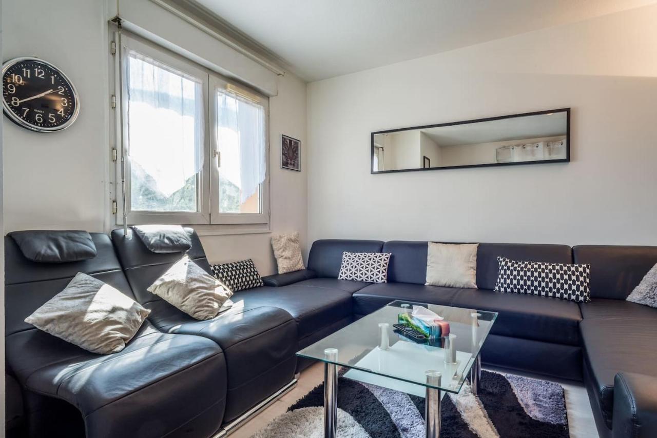 Design Apartment Near Geneva Etrembieres Buitenkant foto