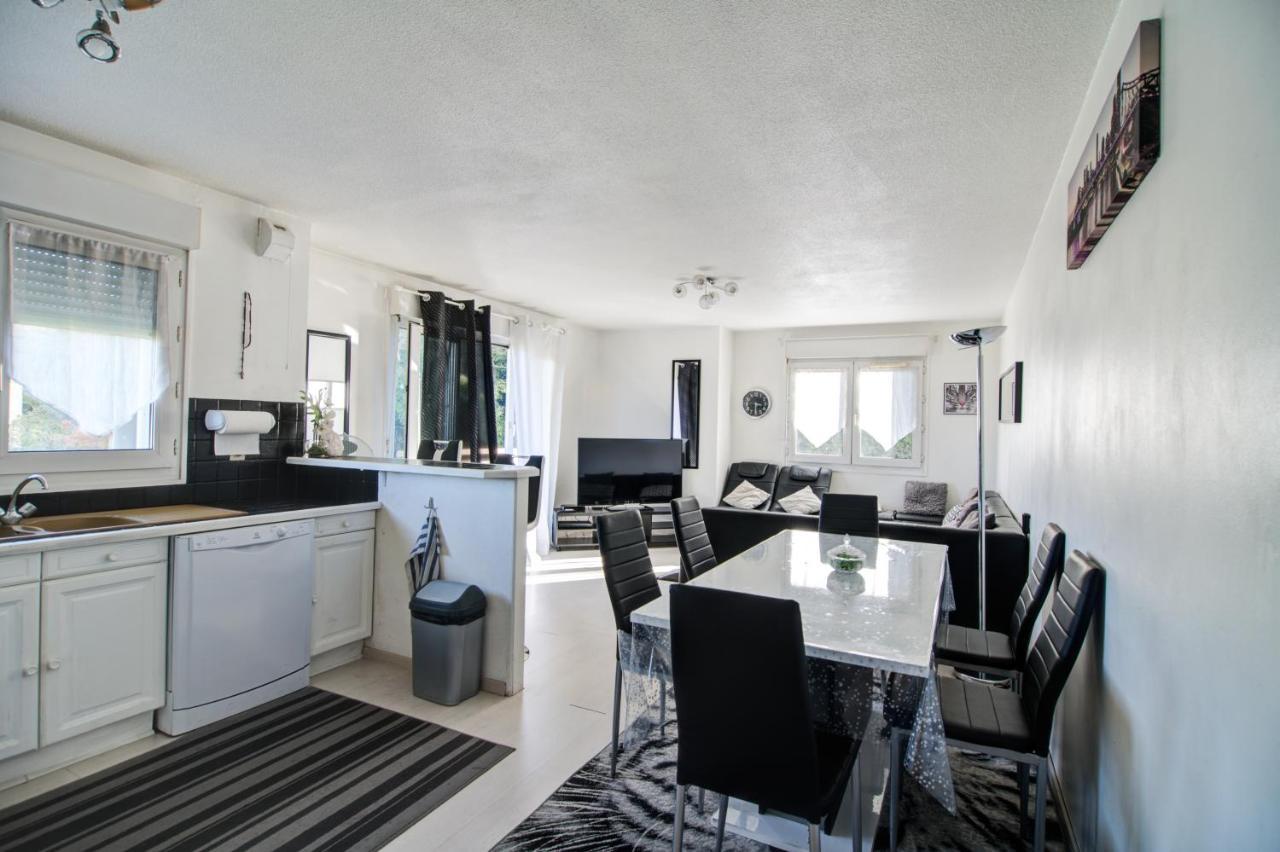 Design Apartment Near Geneva Etrembieres Buitenkant foto